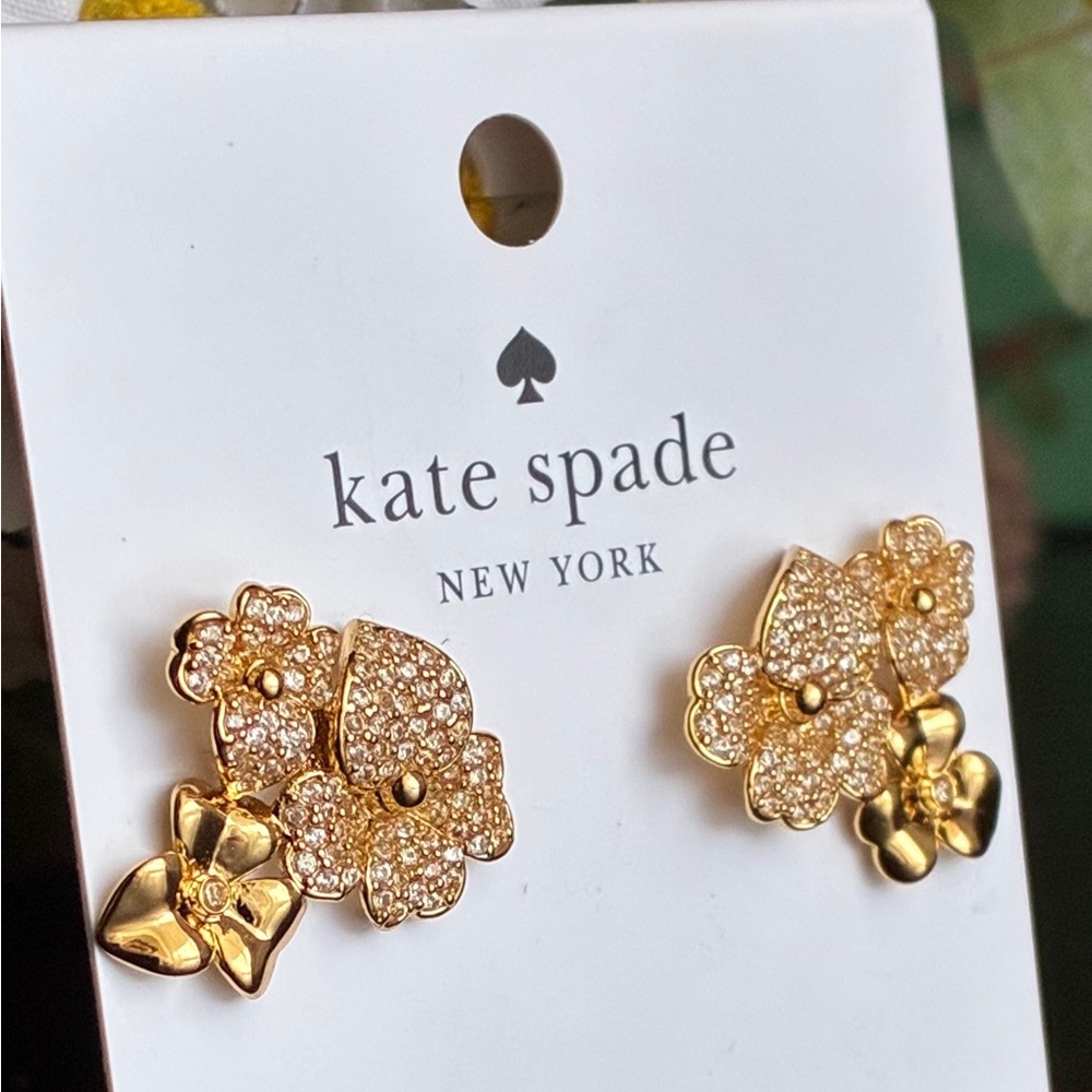 kate spade gold-tone floral cluster stud earrings - Picture 5 of 11